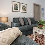 Kotrona Apartamento *