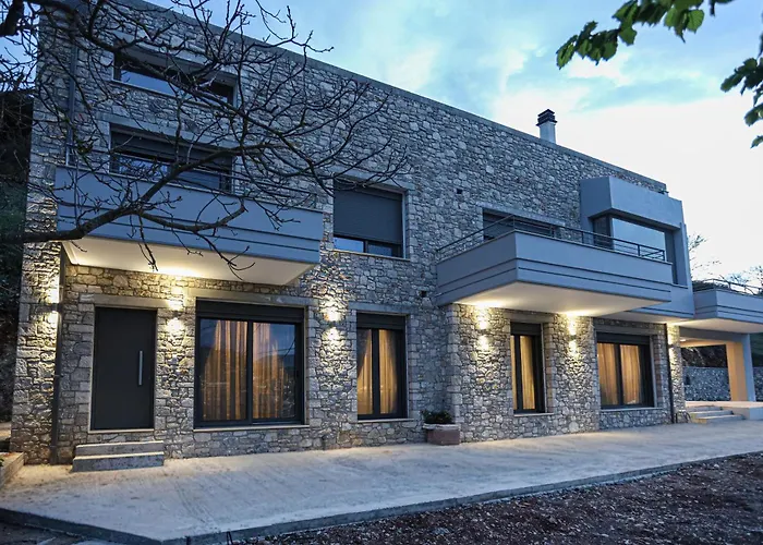 Апартаменты Kotrona Калаврита